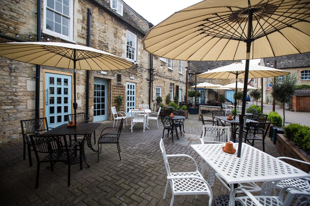 The Blue Boar Hotel Witney Exterior photo