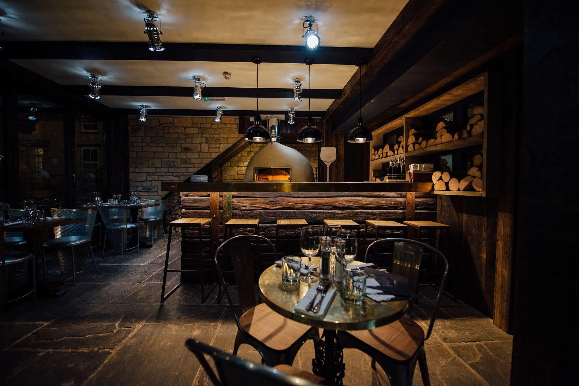 The Blue Boar Hotel Witney Exterior photo