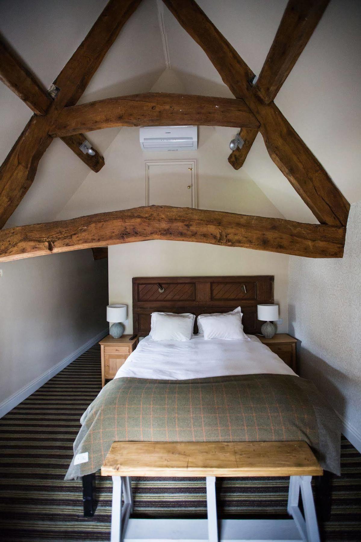 The Blue Boar Hotel Witney Exterior photo