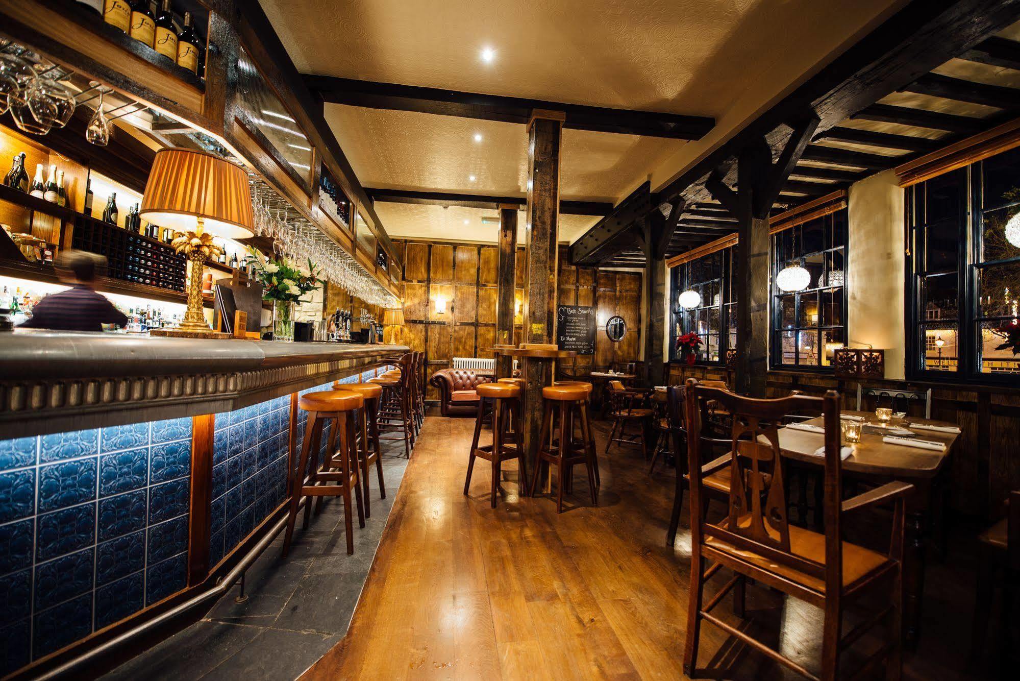 The Blue Boar Hotel Witney Exterior photo
